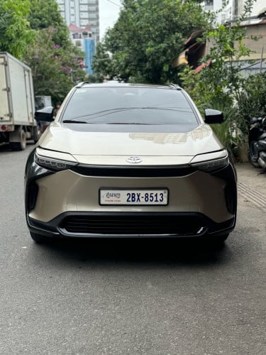 Toyota BZ4X 2023 Max 615km full Charge