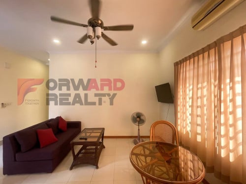 2 Bedrooms Apartment available for rent in Doun Penh Area (near central market)