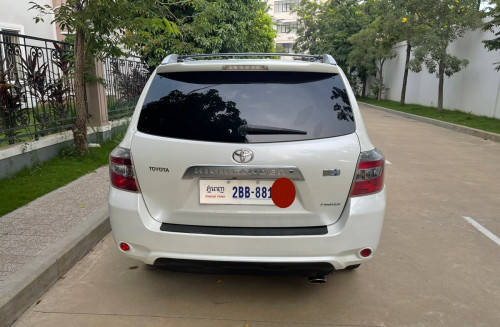 Highlander 08 Hybrid Limited full / ពណ៌ស /  ឈ្មោះម្ចាស់ដេីមផ្ទាល់