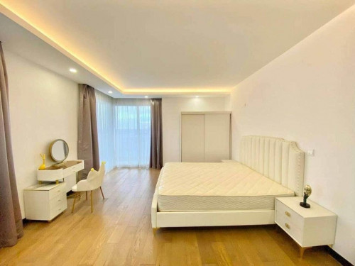 Nice four bedroom for rent with fully furniture๐