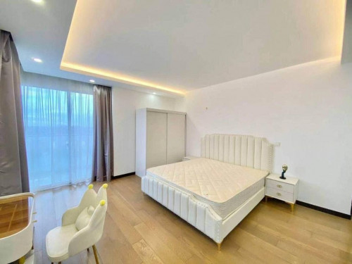 Nice four bedroom for rent with fully furniture๐