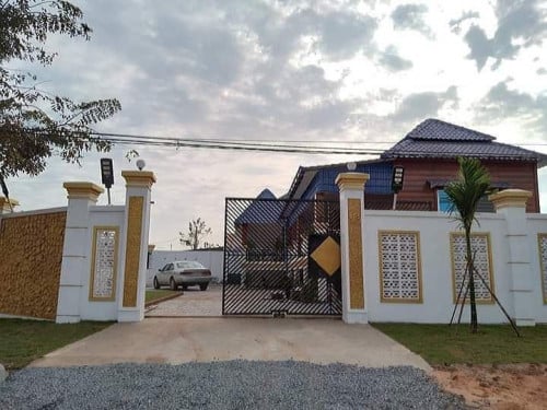 ផ្ទះ លំហែរ