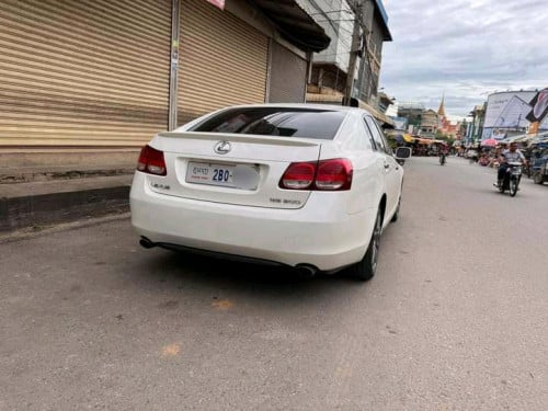 Lexus GS 300 ពាក់កណ្ដាលហ្វូលប៉ុងពីរ 16500