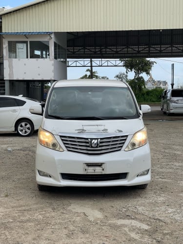 TOYOTA ALPHARD 2010 ក្នុងលឿង បើកសាង