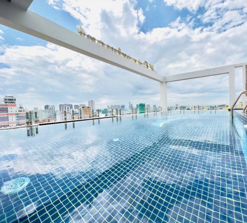 ☘️Luxury 2 bedroom for rent at Russian market