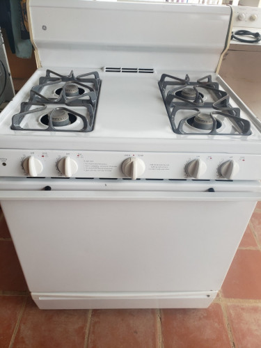 GE Gas Range Made in USA ចង្ក្រានហ្គាស