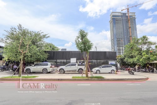 330 Sqm Commercial Space For Rent in Boeng Kak (near Eden Garden)