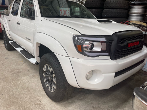 Sell Tacoma 2008 ប៉ុង1