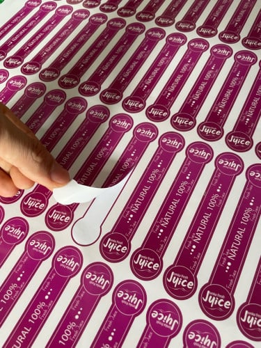 Stickerកាត់បកបិត