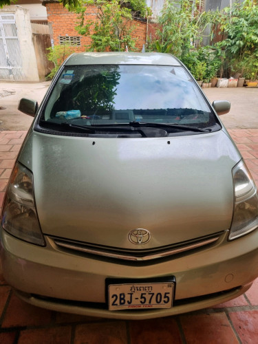 Prius 07 Full Option Urgent