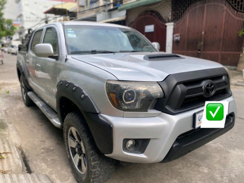 TACOMA ឆ្នាំ06 up 015 (4×4)