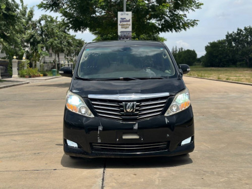 TOYOTA ALPHARD ឆ្នាំ2011 ក្នុងលឿងបើកសាង