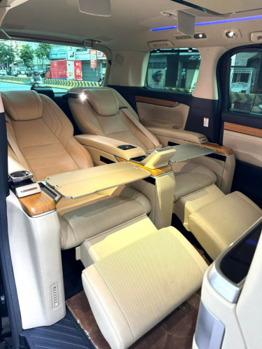 Alphard Royal Lounge VVIP 4Seats\ud83d\udda4