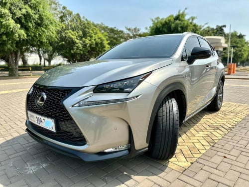 Lexus2016 200t F-Sport សុីន គុជ3សុីន មូលធានាថ្នាំសុីន