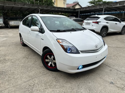 Prius 2009 full 9 មុឺន miles no map +Bass JBL