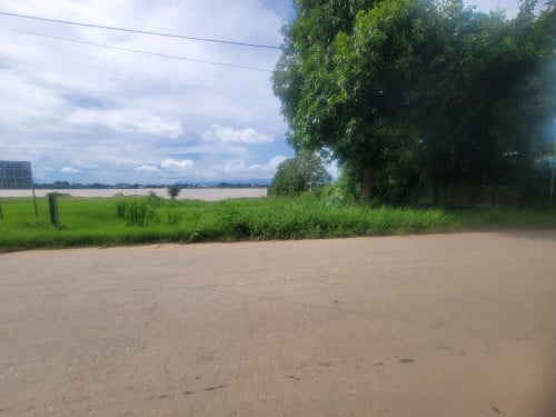 ដីលក់បន្ទាន់