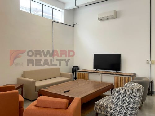 Ground floor 2 Bedrooms renovated Apartment rent in Doun Penh Area (Riverside)