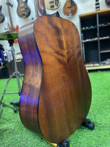 Cort  Earth 60 op Solid Top