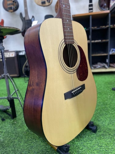 Cort  Earth 60 op Solid Top