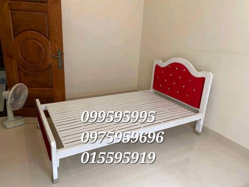 គ្រែដែកចំនិតព្រះខែ 1.2mx2.0m