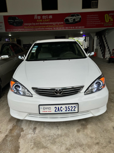 ឡានលក់ Camry បាឡែន02XLEឡានថ្មីអតបុកអតប៉ះសាច់ដែកស្អាត