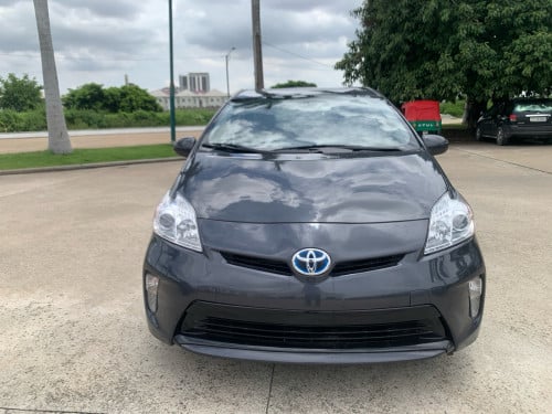 TOYOTA PRIUS ឆ្នាំ2013 Series3 ទេីបតែមកដល់