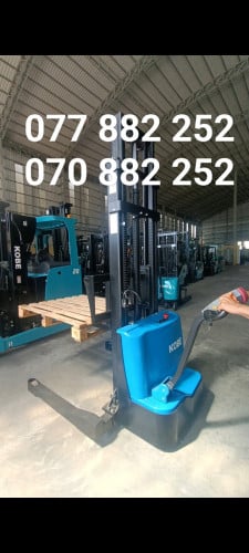 ដូយលើកទំនិញអគ្គីសនី Electric Stacker