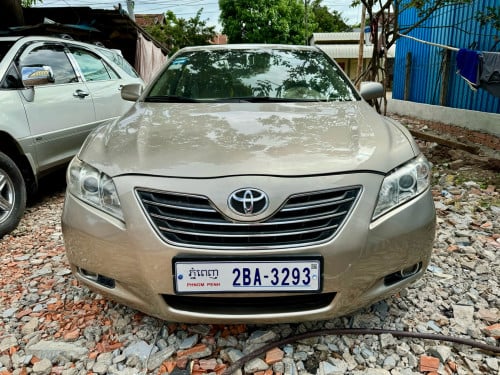 ឡានលក់​ Camry 07 XLE full option ពេញ ក្នុងលឿង មាន ព៉ោង9 ម៉ាញ៉េJBL បើកដំបូល ពណ៌មាស