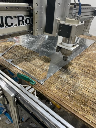 បង្រៀនប្រើ CNC និងជួសជុល