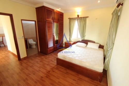 Doun Penh area | Cozy apartment 1 bedroom for rent near Riverside