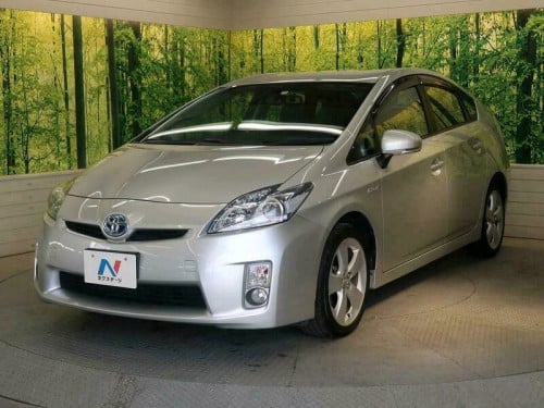 Pruis 2014 for rent 出租