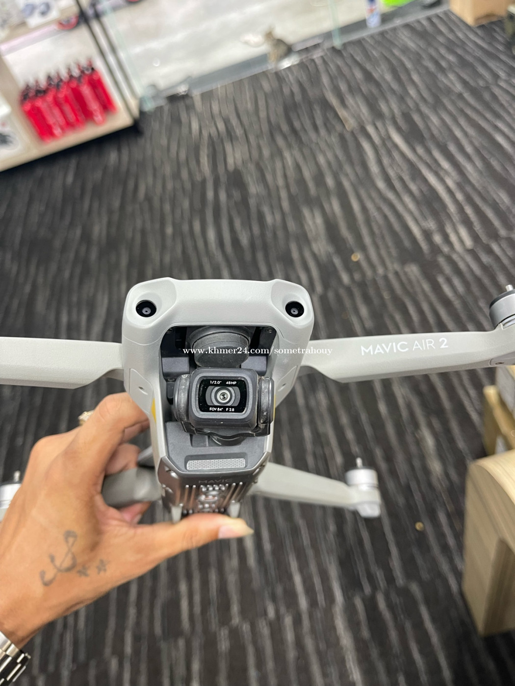 Dji Air 2 (Second hand) Price 630.00 in Boeng Prolit, Cambodia