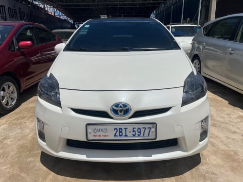 Prius2010 Option4 ពេញ ក្នុងលឿង សូឡា