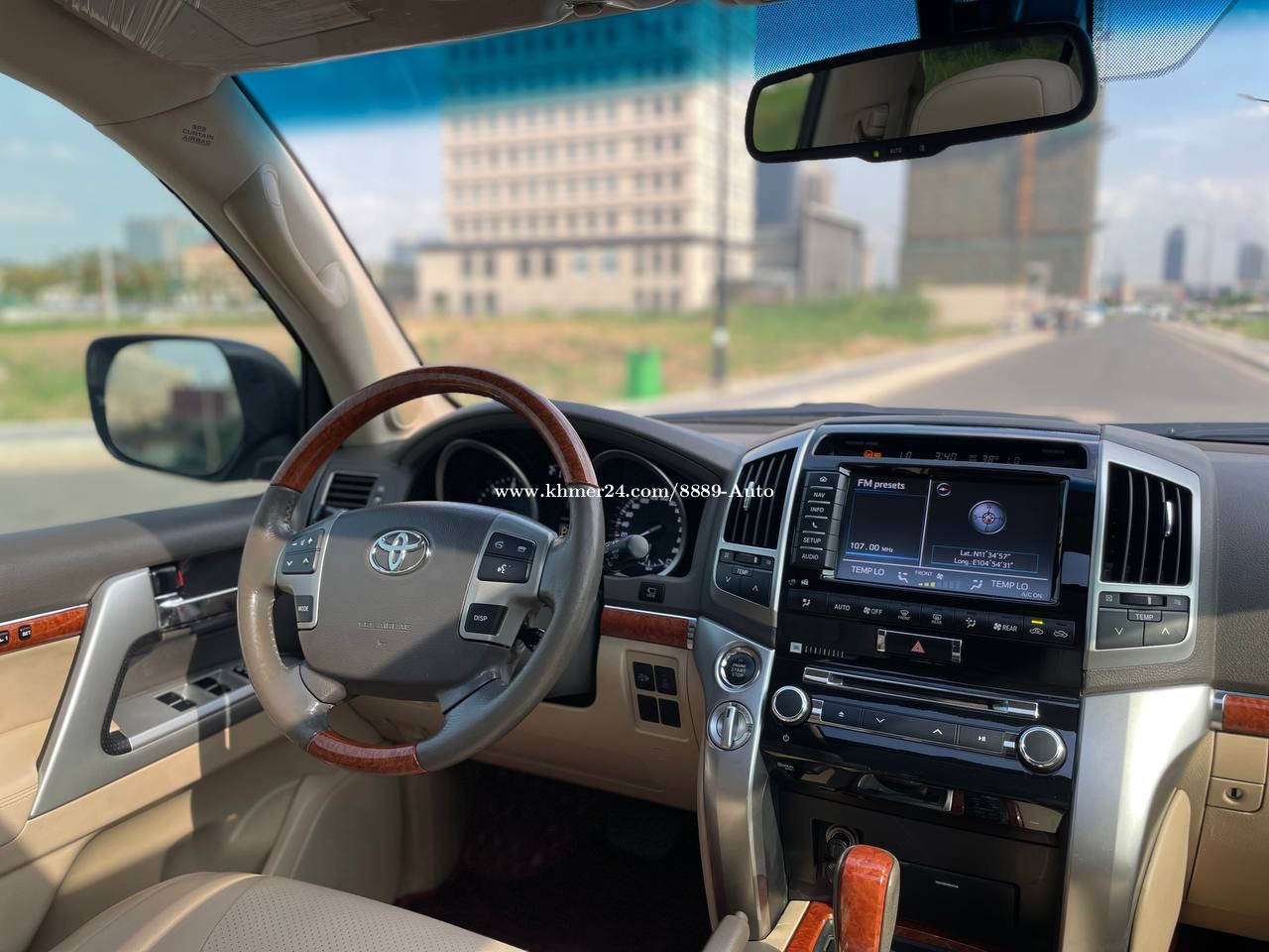 Toyota LandCruiser 2014up 2021ម៉ាស៊ូតV8 VIP ឡេីងគ្រឿងស្រុីន