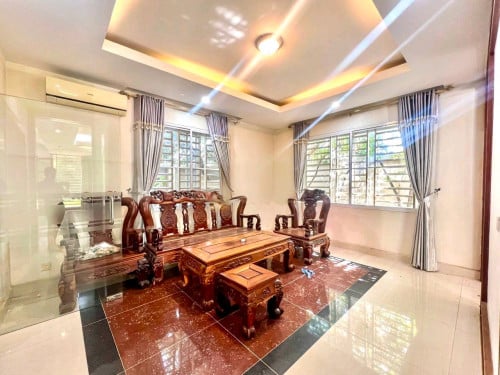 6 bedrooms villa for rent in Phnom Penh Thmey Sensok