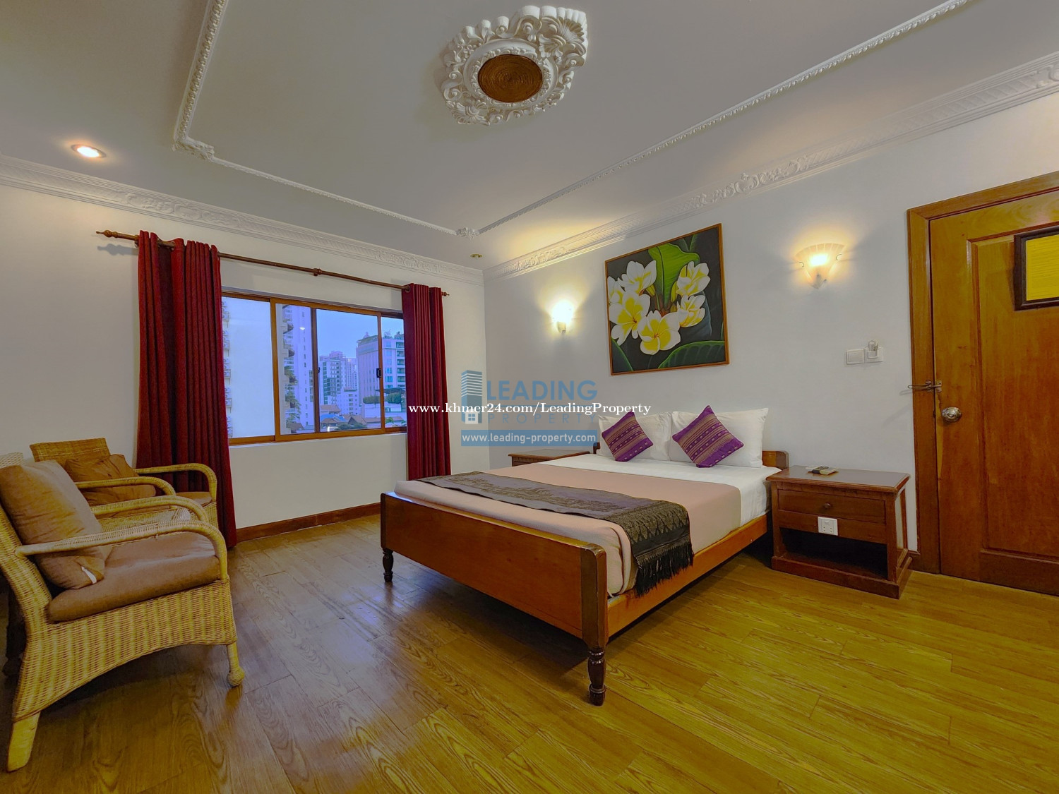 N740 Deluxe Hotel Room in BKK1 For Rent short term Price 600.00 in