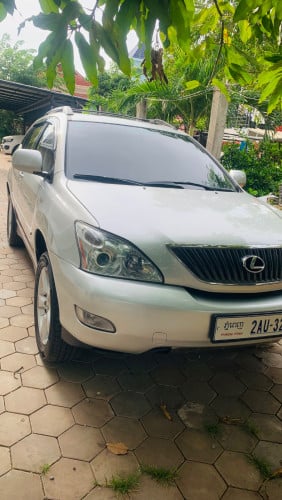 Lexus RX330 04 ទឹកប្រាក់ Base option ប៉ុង1 លំដាប់មេឡាន ជិះលក្ខណះគ្រួសារ