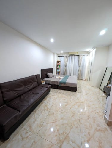 Condo for rent at Toul Kork