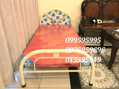 Bed with mattress 1.0mx2.0m