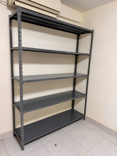 ធ្នើដែក