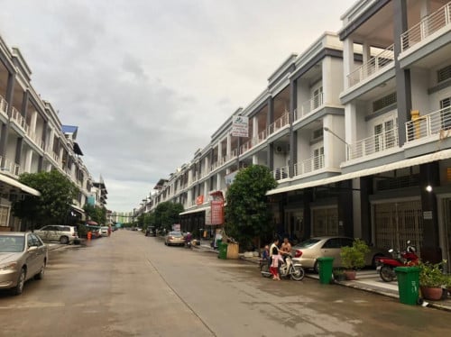 Shop House at AEON 2 for Rent