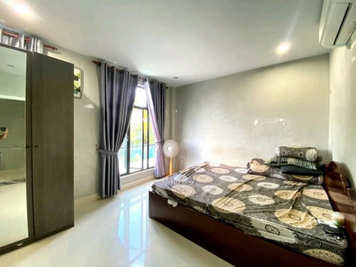 ផ្ទះលក់បន្ទាន់