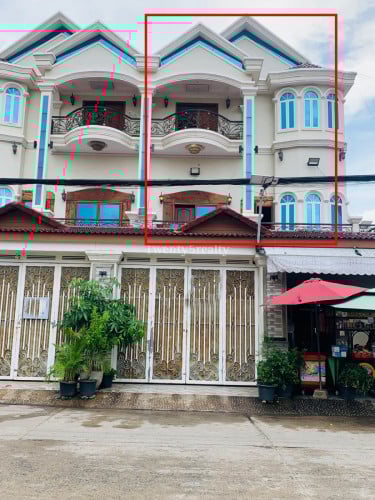 ផ្ទះជួលជាន់ទី១ក្បែរស្តុបអូរបែកក្អម