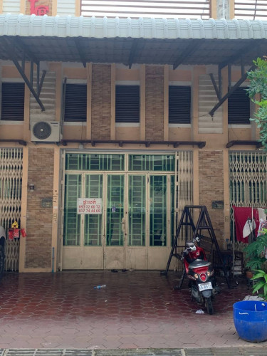 ๐ House Available for Urgent Sale at a Special Price (Negotiable).