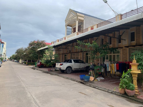 ๐ House Available for Urgent Sale at a Special Price (Negotiable).