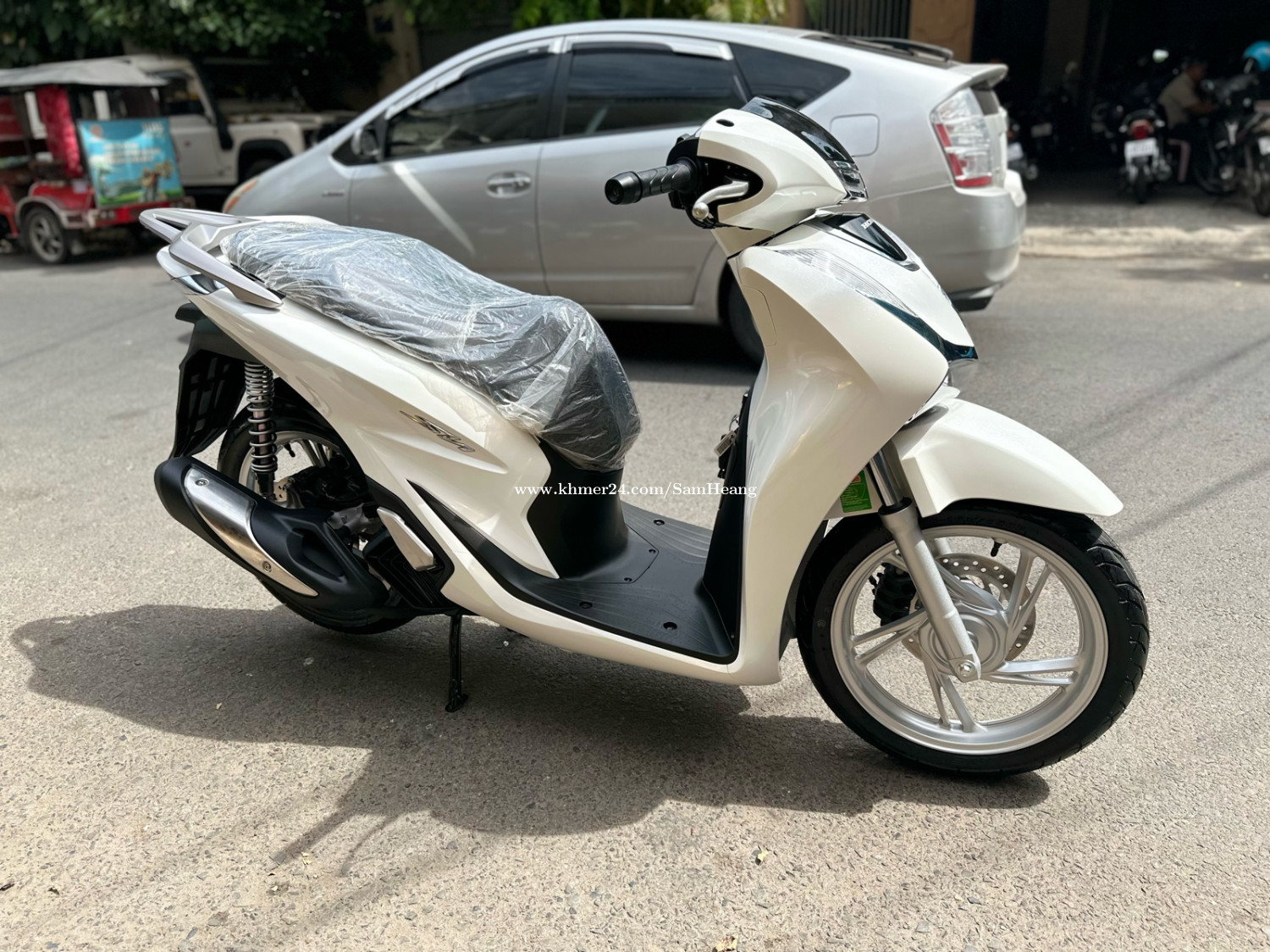 Honda SH 125cc Price 2440.00 in Boeng Prolit, Cambodia Sokheng shop