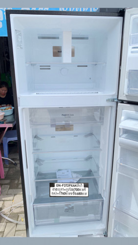 ទូទឹកកមានផលិតទឹកកកម៉ាកLG GN-F372PXAK
