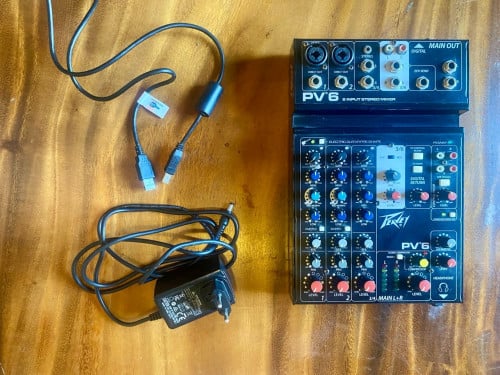 Peavey PV 6 6-Channel Compact Mixer – Like New Condition