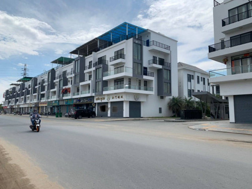 ផ្ទះអាជីវកម្មសម្រាប់ជួល | Shophouse for Rent