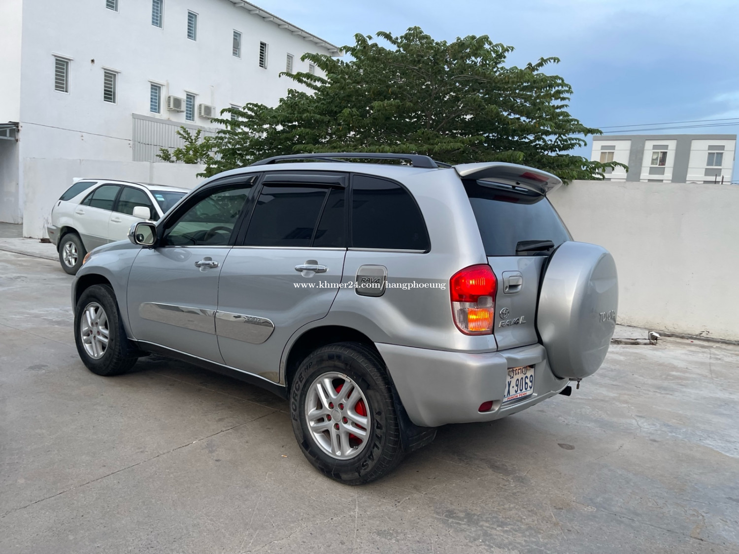 Toyota RAV4 price $8500.00 in Kamboul, Kamboul, Phnom Penh, Cambodia ...